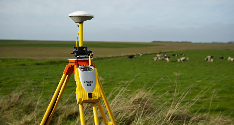 天寶Trimble R5 GNSS接收機 天寶Trimble R5 GNSS接收機